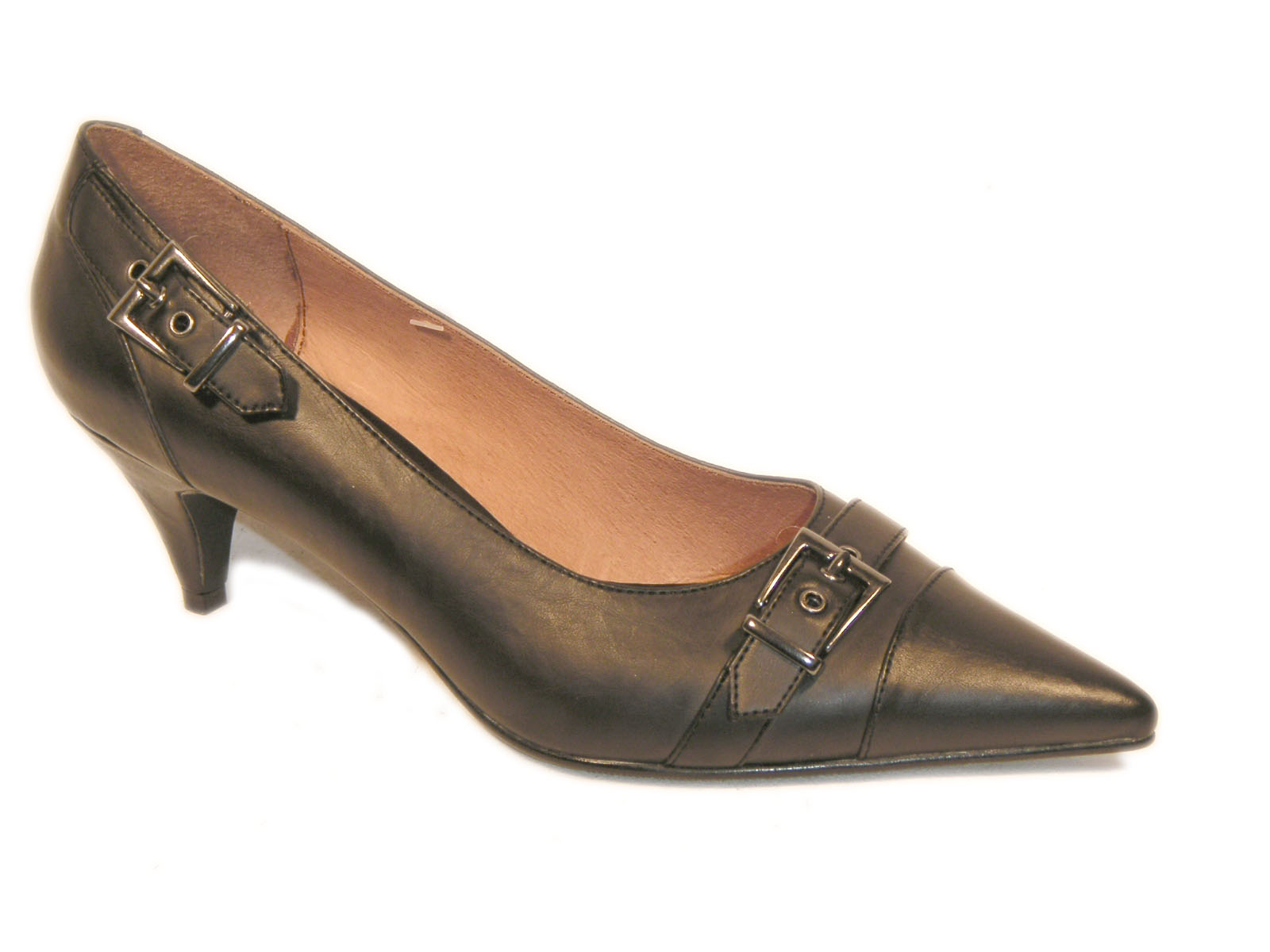 Svart pumps med klack