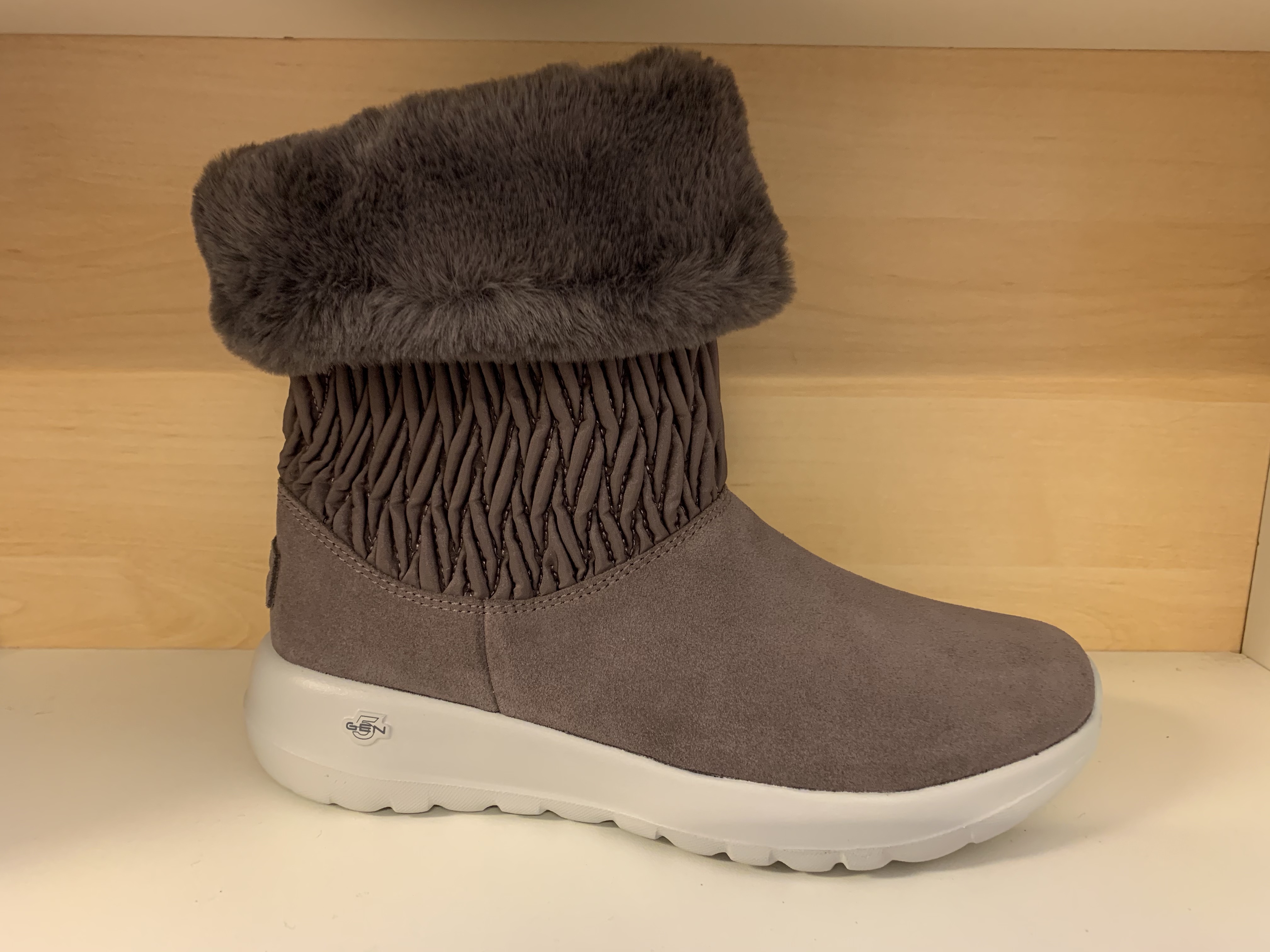 SKECHERS   fodrad stövel "Snow Bunny" GO WALK BOOTS. Skaftet går att vika ned. Jätte-sköna! - 3