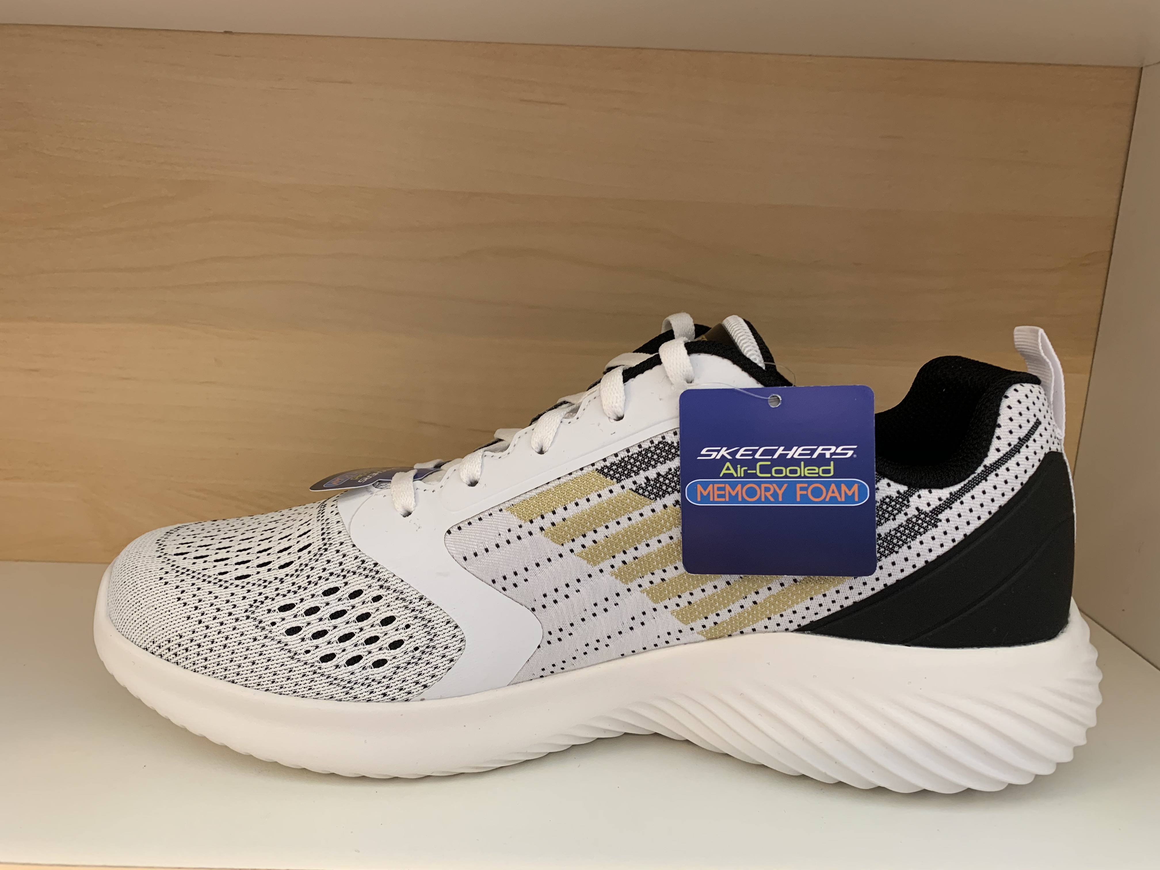 Skechers Herrsko "Mens Bounder" med Memory Foam innersula. Vit/svart - 2