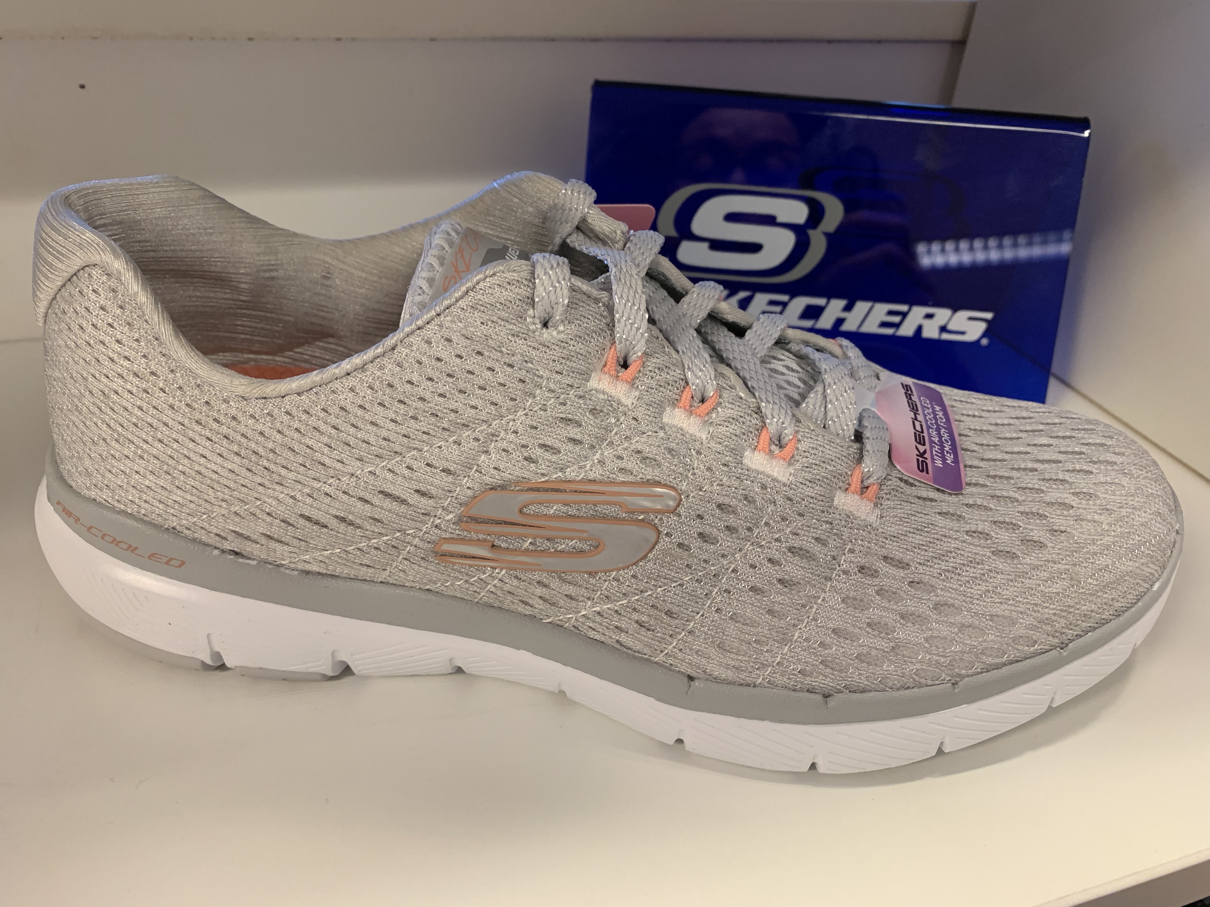 Skechers Womens Flex Appeal med Memory Foam innersula. Ljusgrå. - 2