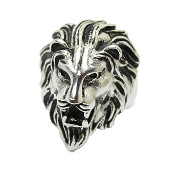 Lejon Ring.