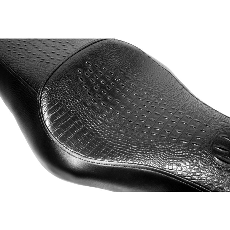 Black Seat Crocodile Leather Look. - 2