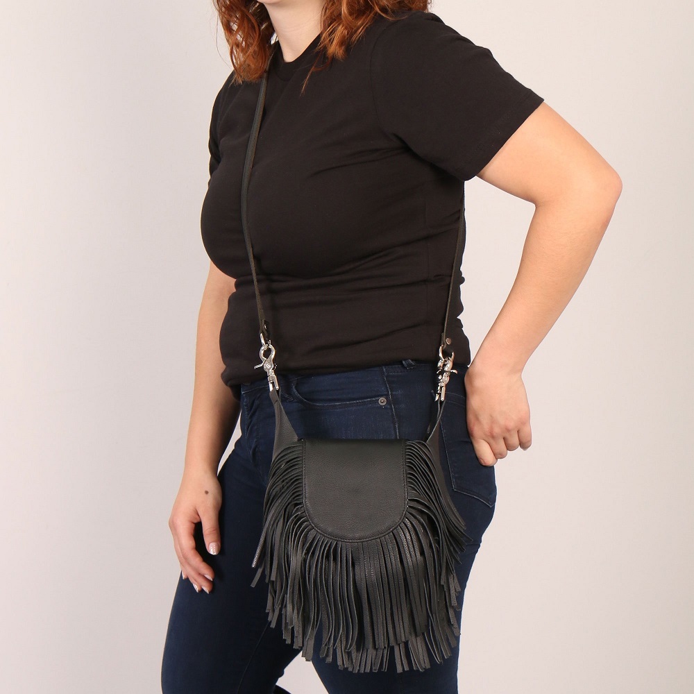 Clip Pouch Purse With Fringe. - 2