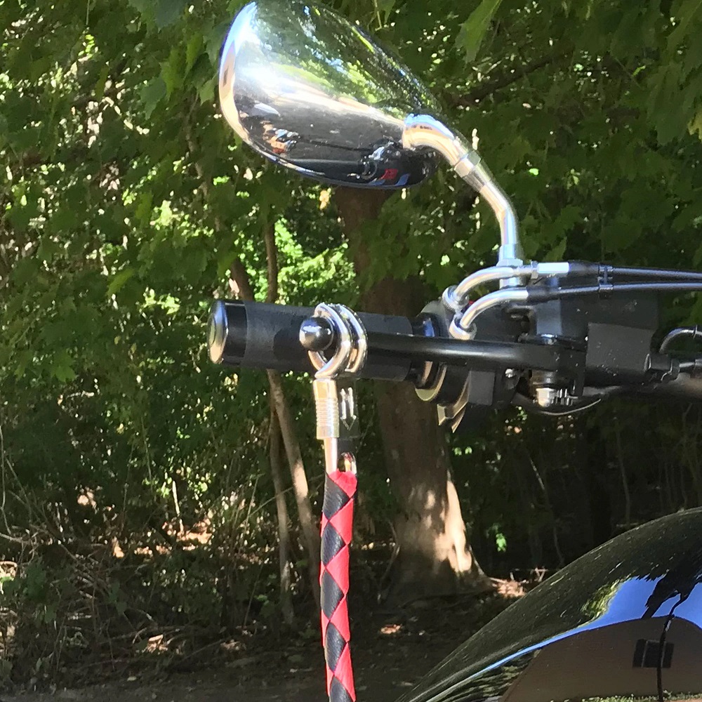 Get Back Läderpiska MC Red/White/Blue. (L=ca 105 cm.) Tidaholm