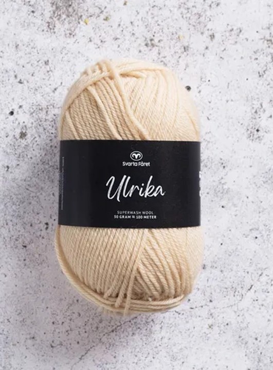 Ulrika. Pale almond (7024)