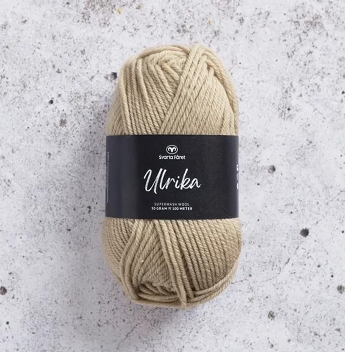 Ulrika. Pale olive oil (7092)