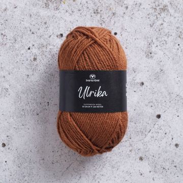 Ulrika. Cinnamon brown. (7026)