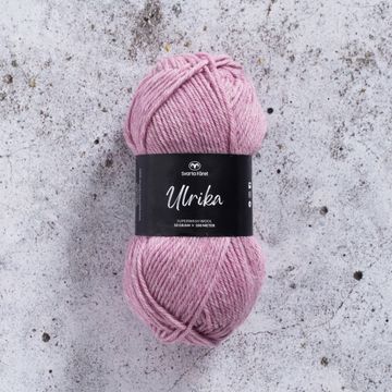 Ulrika.  Shifting pink. (7040)