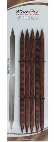 Strumpstickor Cubics. 15 cm.