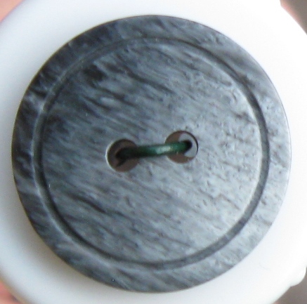 Rund plastknapp 16 mm.