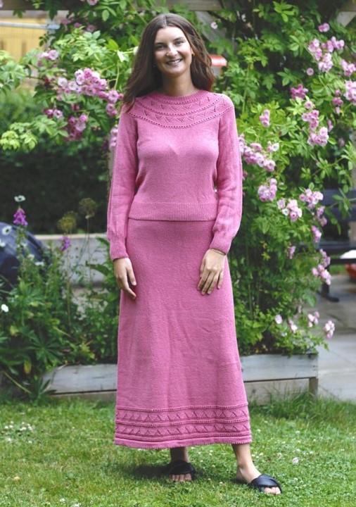 Mönster. Oktröja och kjol. (23052)