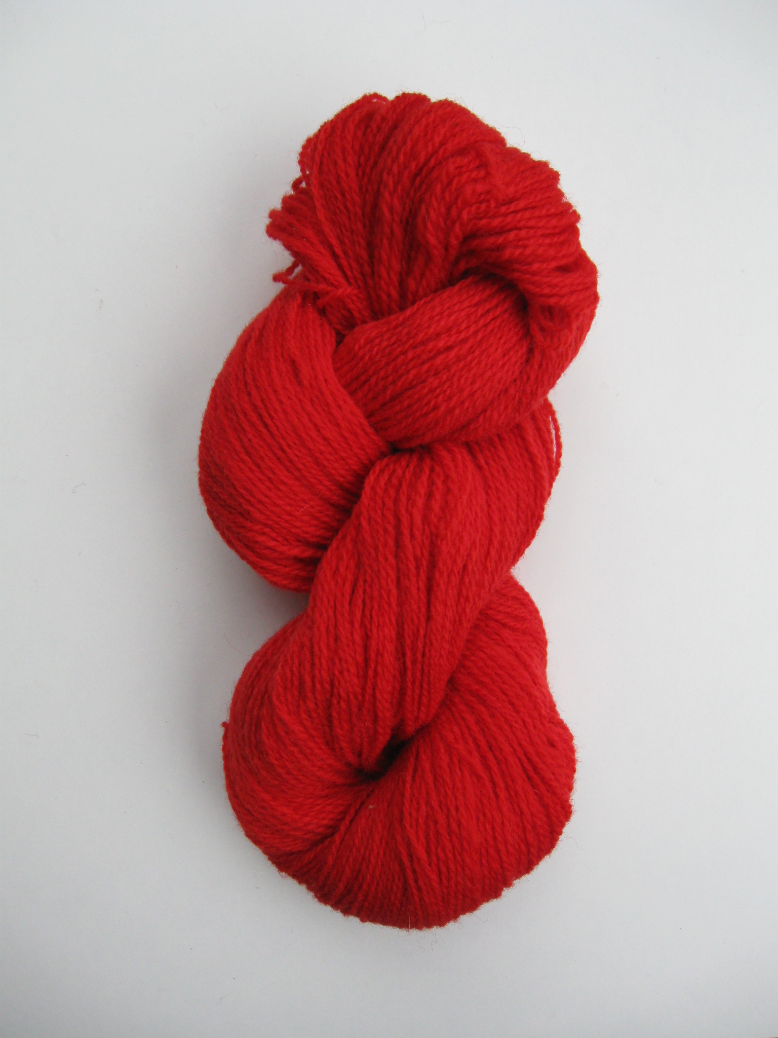 2-trådigt Plädgarn i ull.  Julröd.  (227)