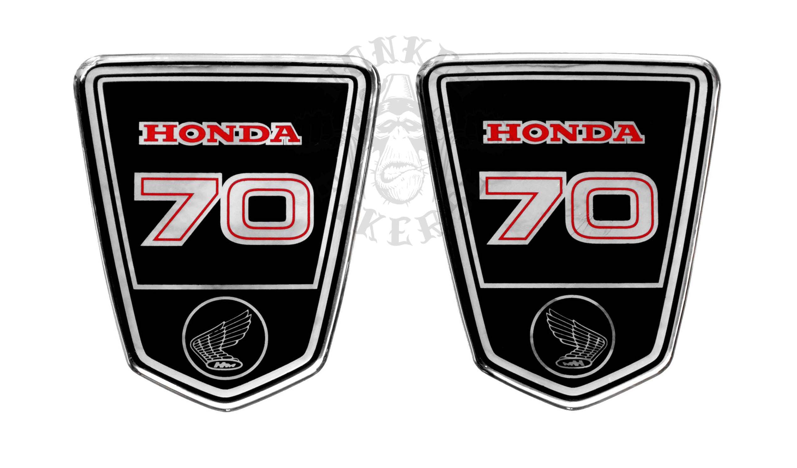 Dax ST70 sidoemblem