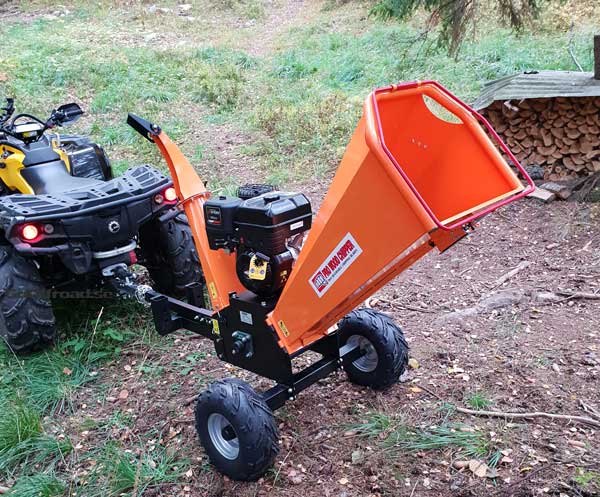 Flismaskin bogserad för ATV  Briggs & Stratton 14hk - 5