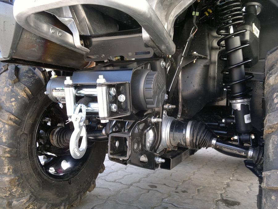 Vinsch Bronco 2500 bakre med fäste Can Am Outlander & Renegade 2012+