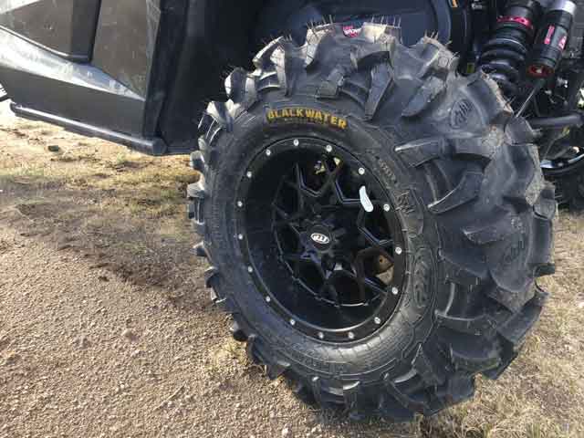 ITP Blackwater EVO 28" Däck paket för 12" fälg - 4