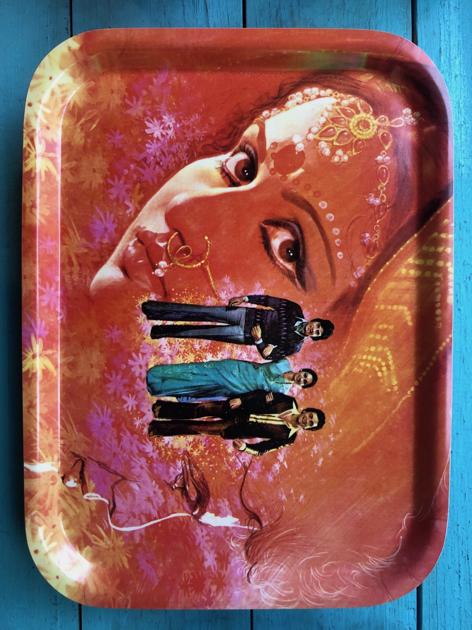 Tray Bollywood
