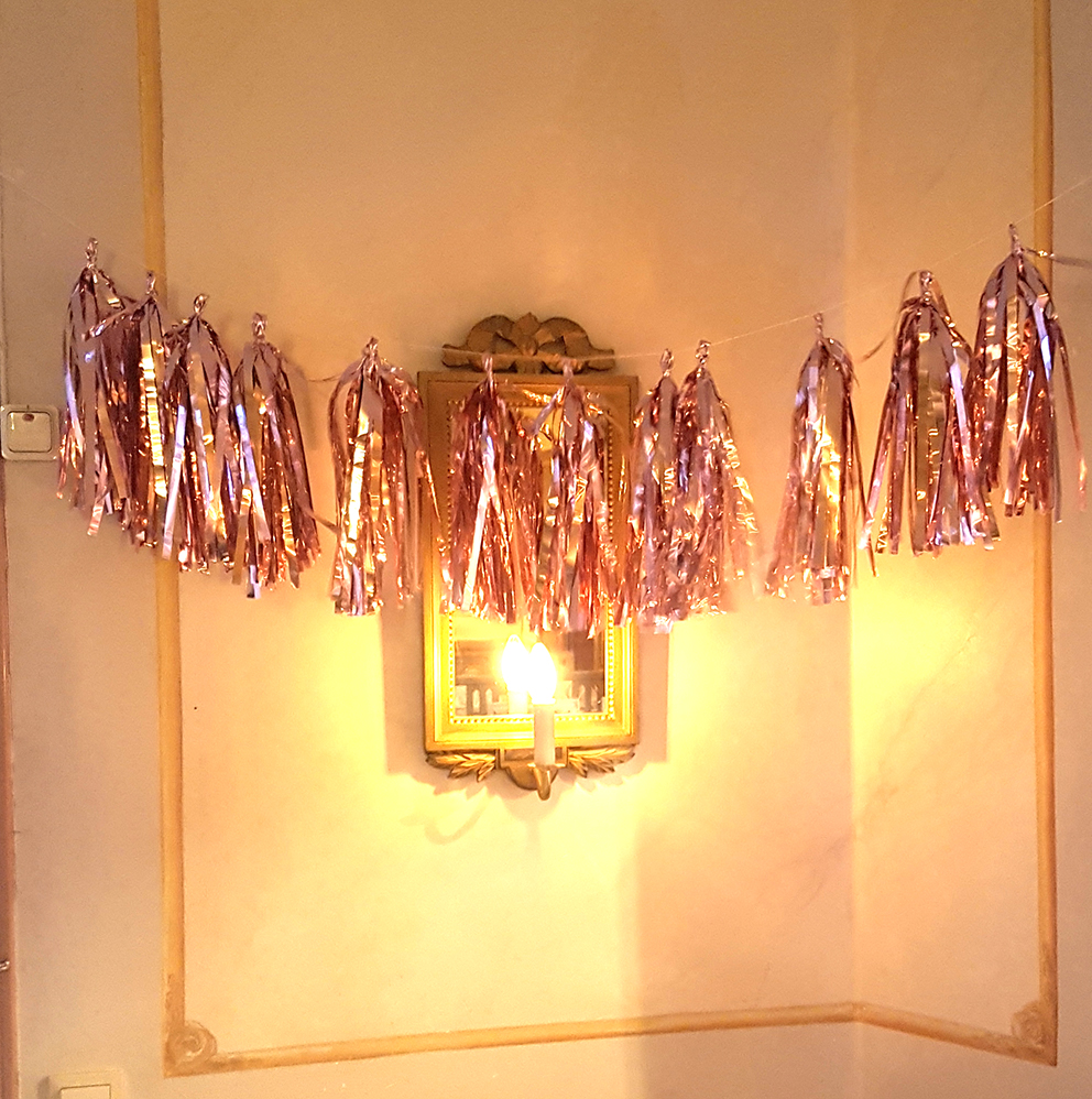 12 st tassels Pink Blush  / Rosé Guld