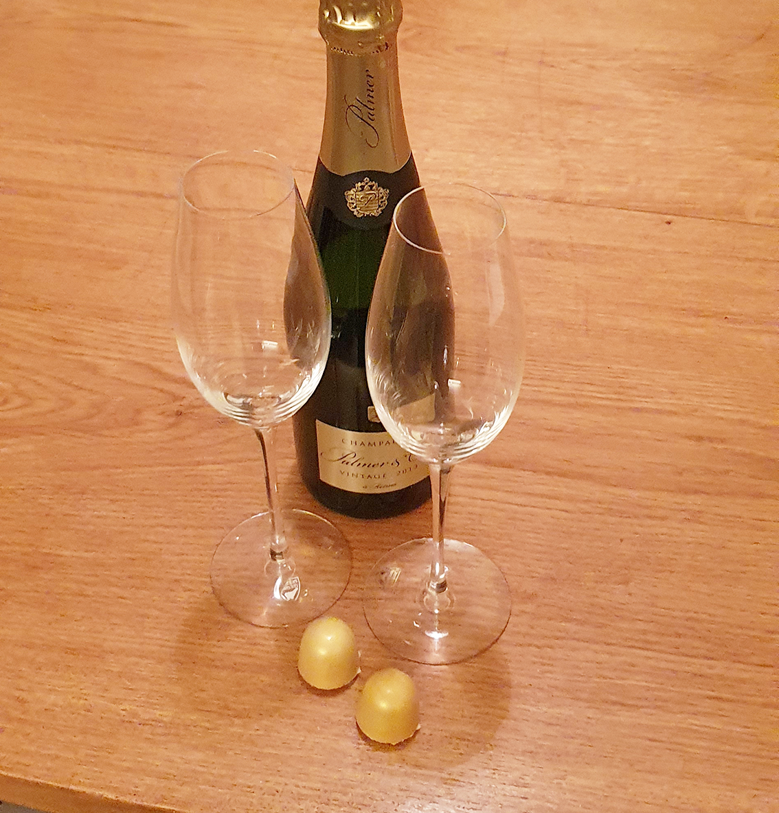Laktosfri / Vegan Bubbelpralinen Vit mjölkfri choklad - 2