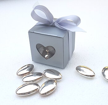 Presentask med hjärtformat fönster Silver 10 st Inklusive band