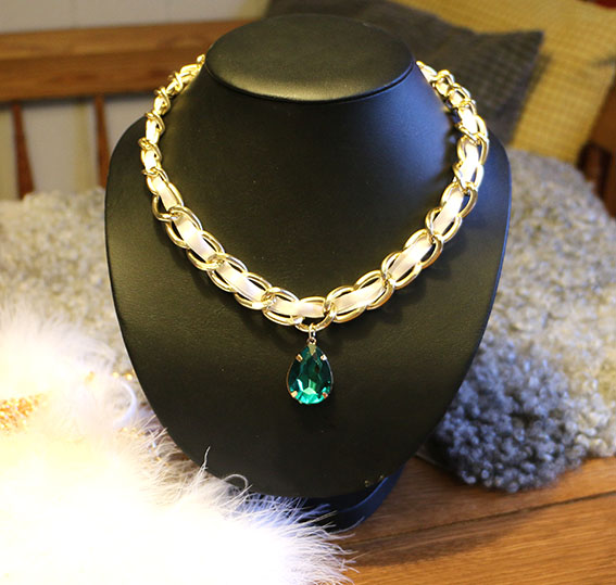 Halsband Smaragd
