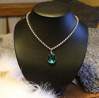 Halsband Sky smaragd