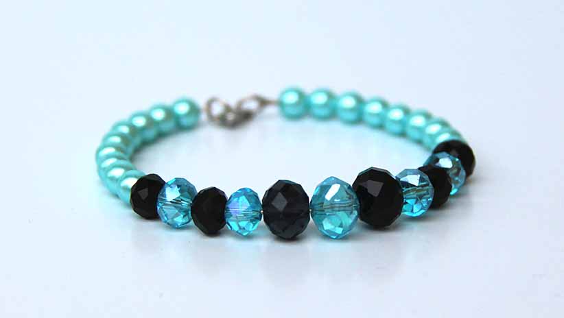 Enkel Turkos armband