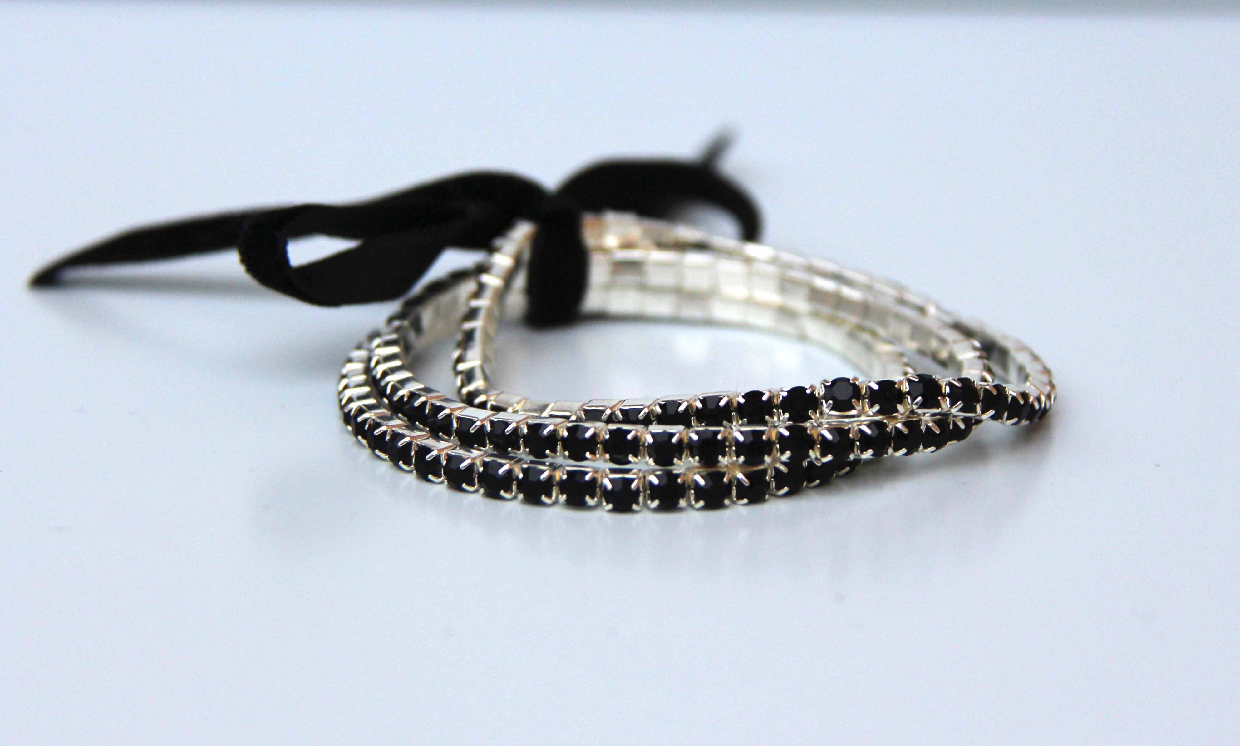 3 Svart armband