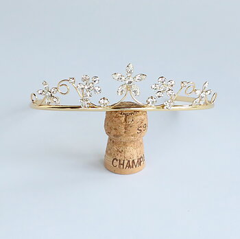 Diadem guld 9