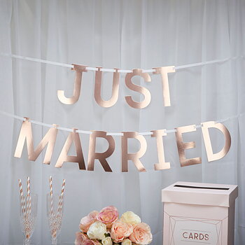 Just Married Girlang Geo Blush