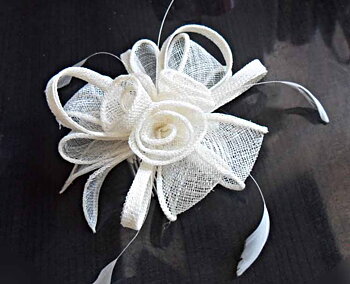Fascinator bukett Ivory