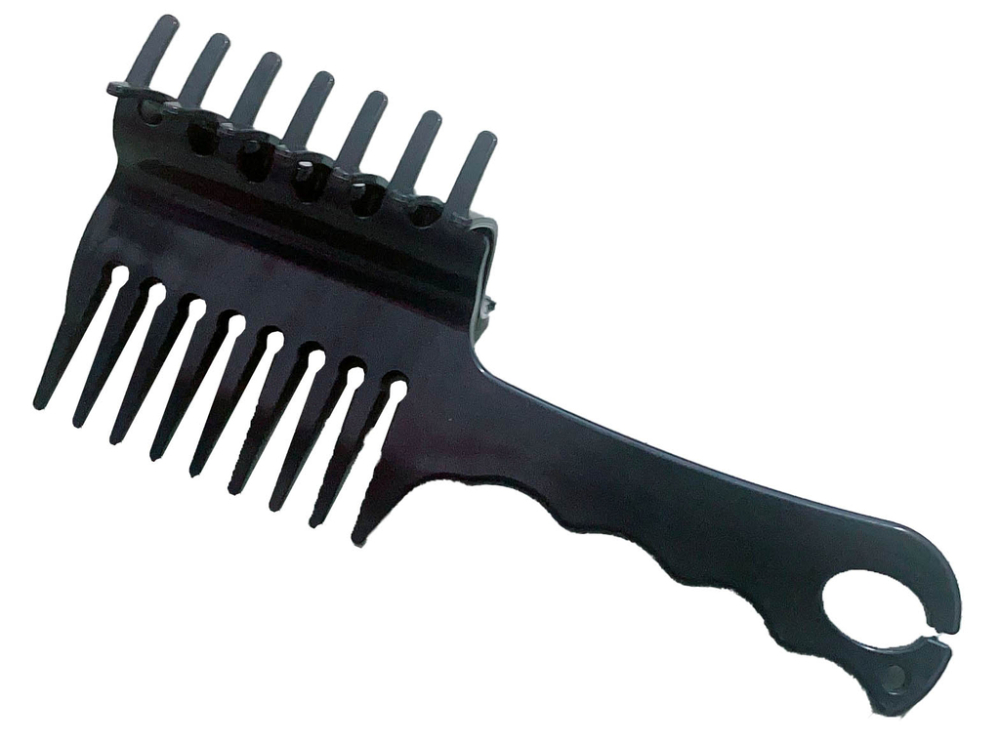 Horse Guard braiding comb Black