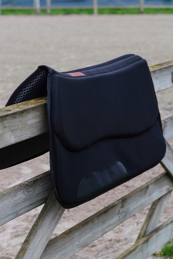 WESTRIDE 'Air' Westernpad Svart - Full size - 8