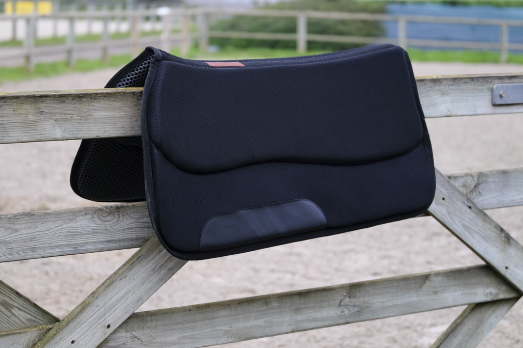 WESTRIDE 'Air' Westernpad Svart - Full size - 3