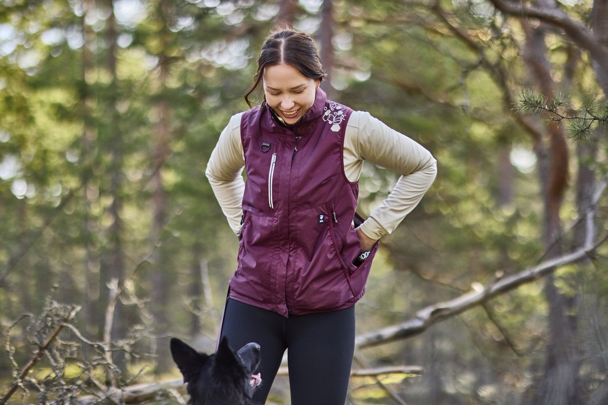 Hurtta ECO Training vest - Eggplant - 6