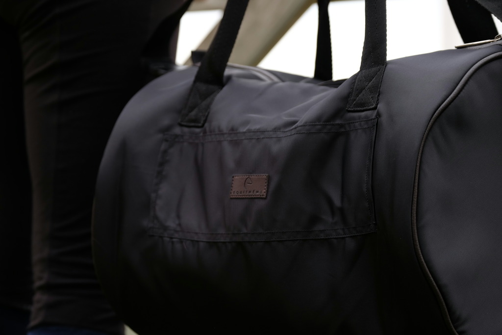 EQUITHEME 'Soft' Bowling Bag Black - 3