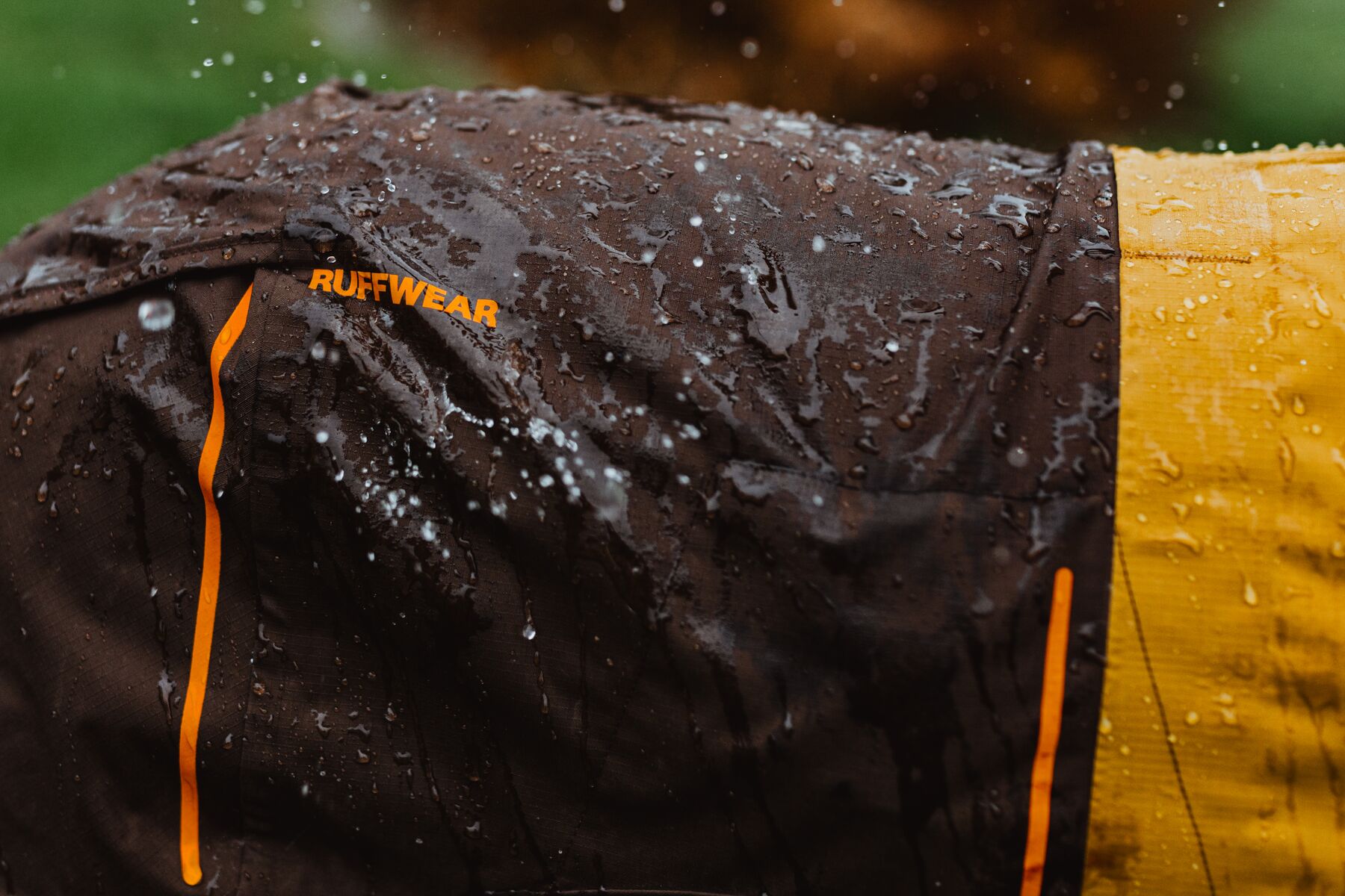 Ruffwear Sun Shower Regntäcke - Earth Brown - 8