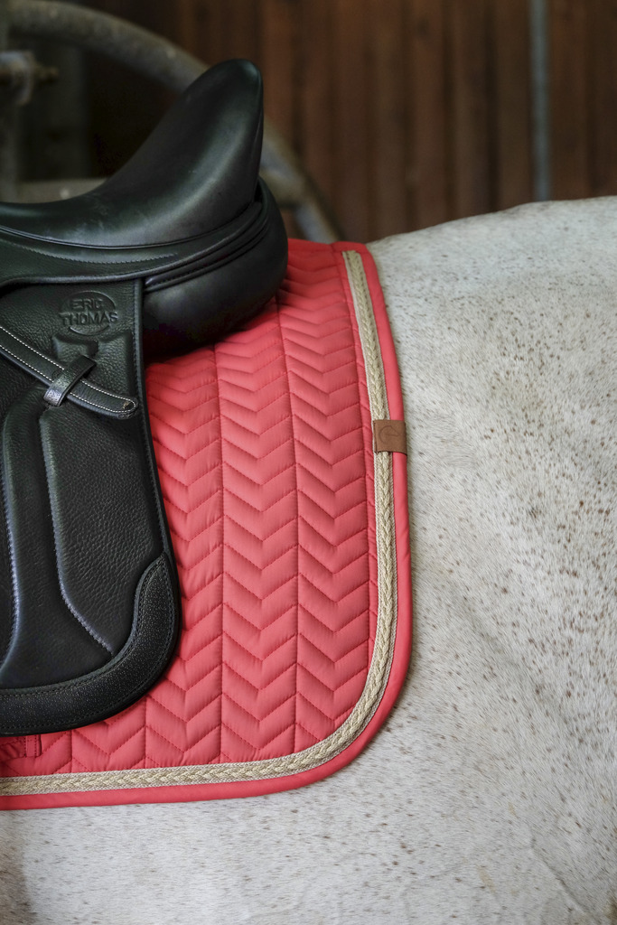 EQUITHEME 'Softy' Saddle Pad Raspberry - 4