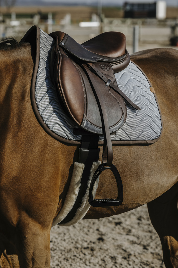 EQUITHEME 'Tweedytan' Schabrak Vit - Full size