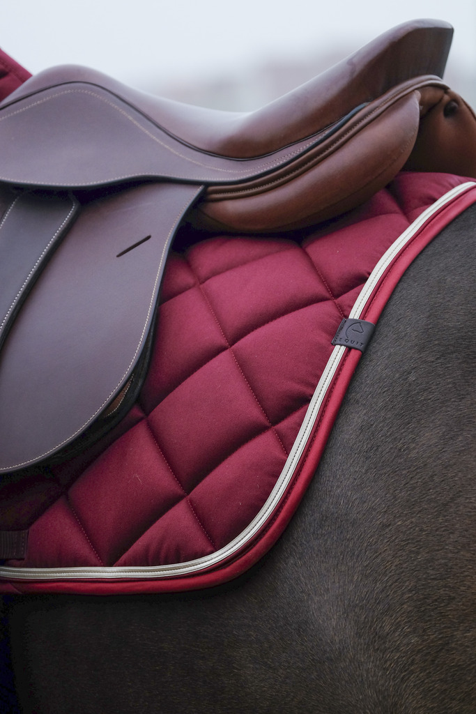 EQUITHEME 'Classic' Saddle Pad Burgundy - Full size - 5