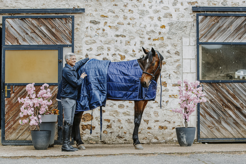 EQUITHEME 'Classic 1200D' Turnout Rug Navy 100 g - 4