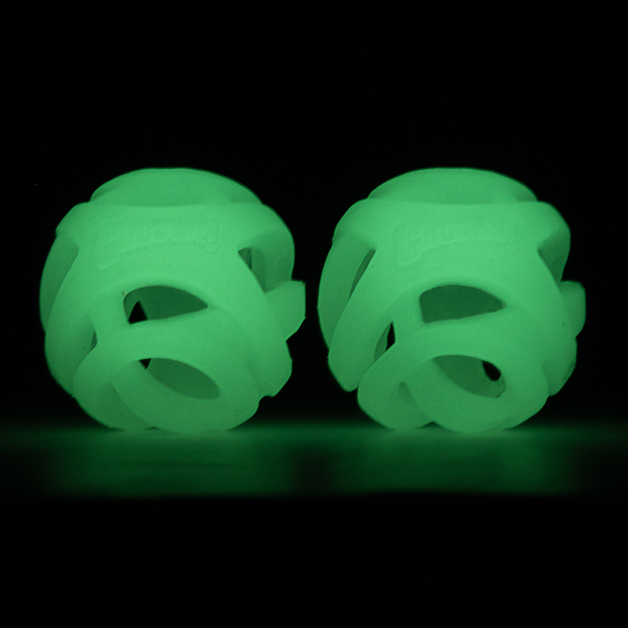 CHUCKIT Max Glow Air Hundleksak Boll - 2-pack - Beige, M