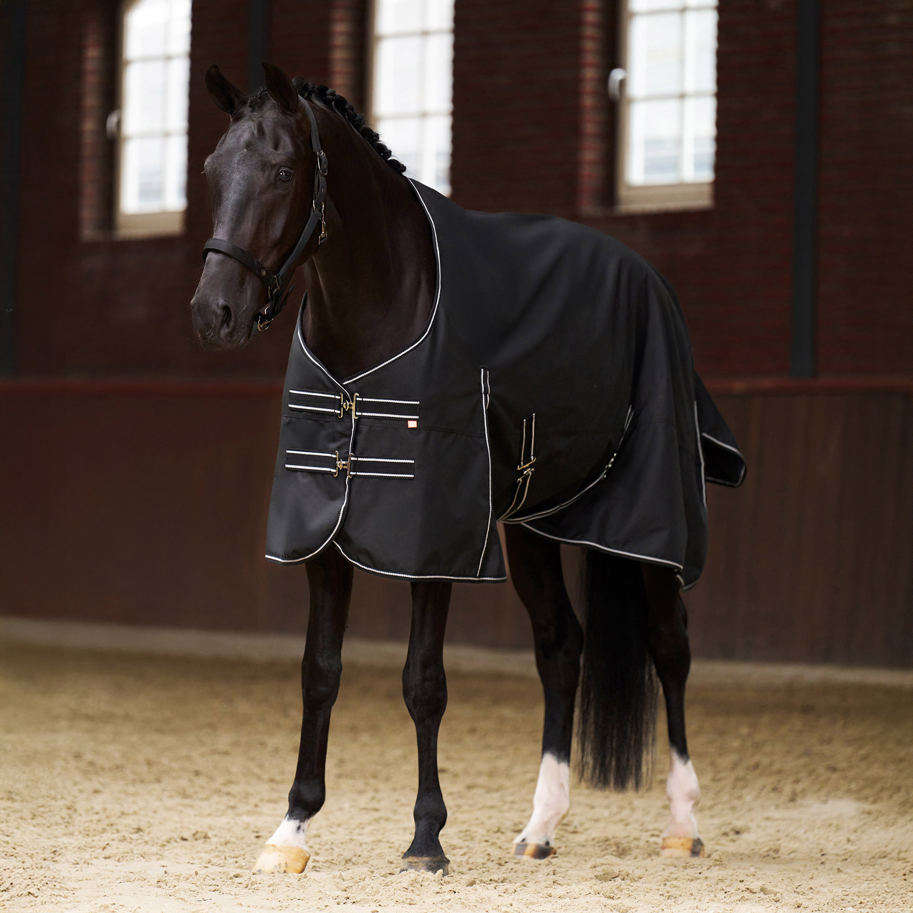 Imperial Riding Ulkoloimi Basic without neck 300gr - Musta