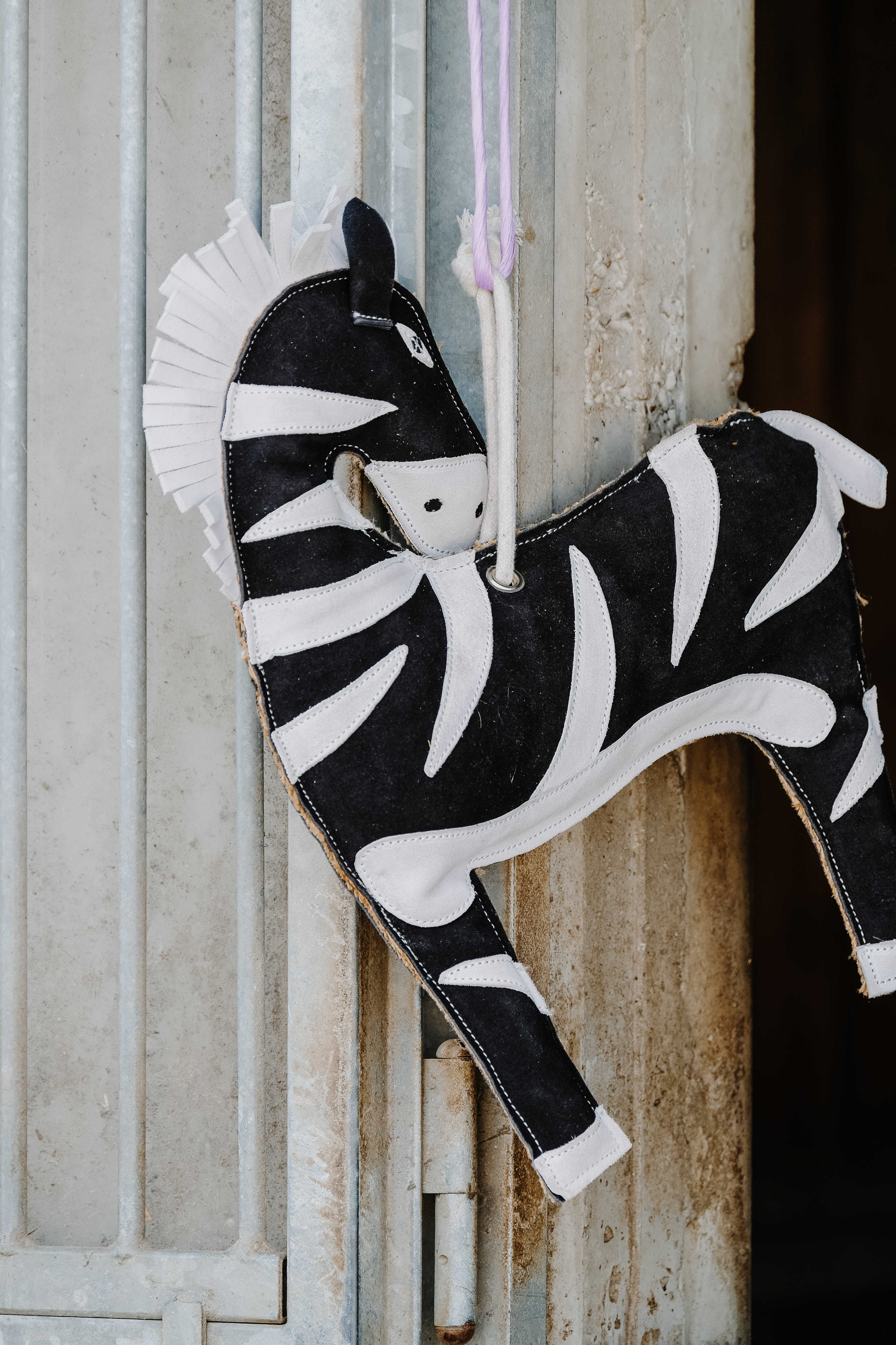 Hippotonic Zebra Horse Toy Black/white stripes - 3
