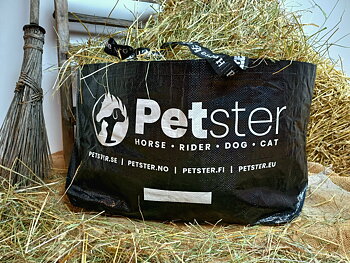 Petster Hay Bag XL -  Black