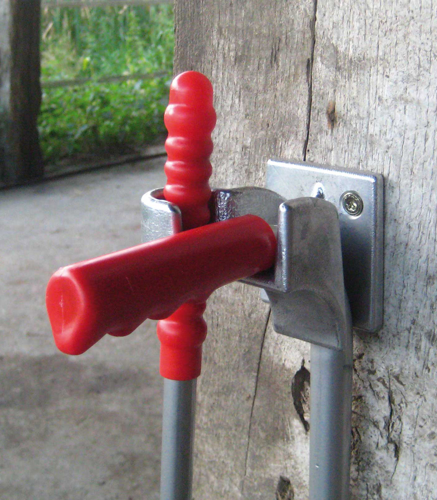 Waldhausen Holder for Manure Scoop, metal - 2