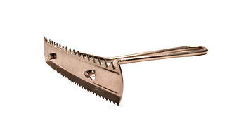 Saw-toothed Dog rake from HPP UK