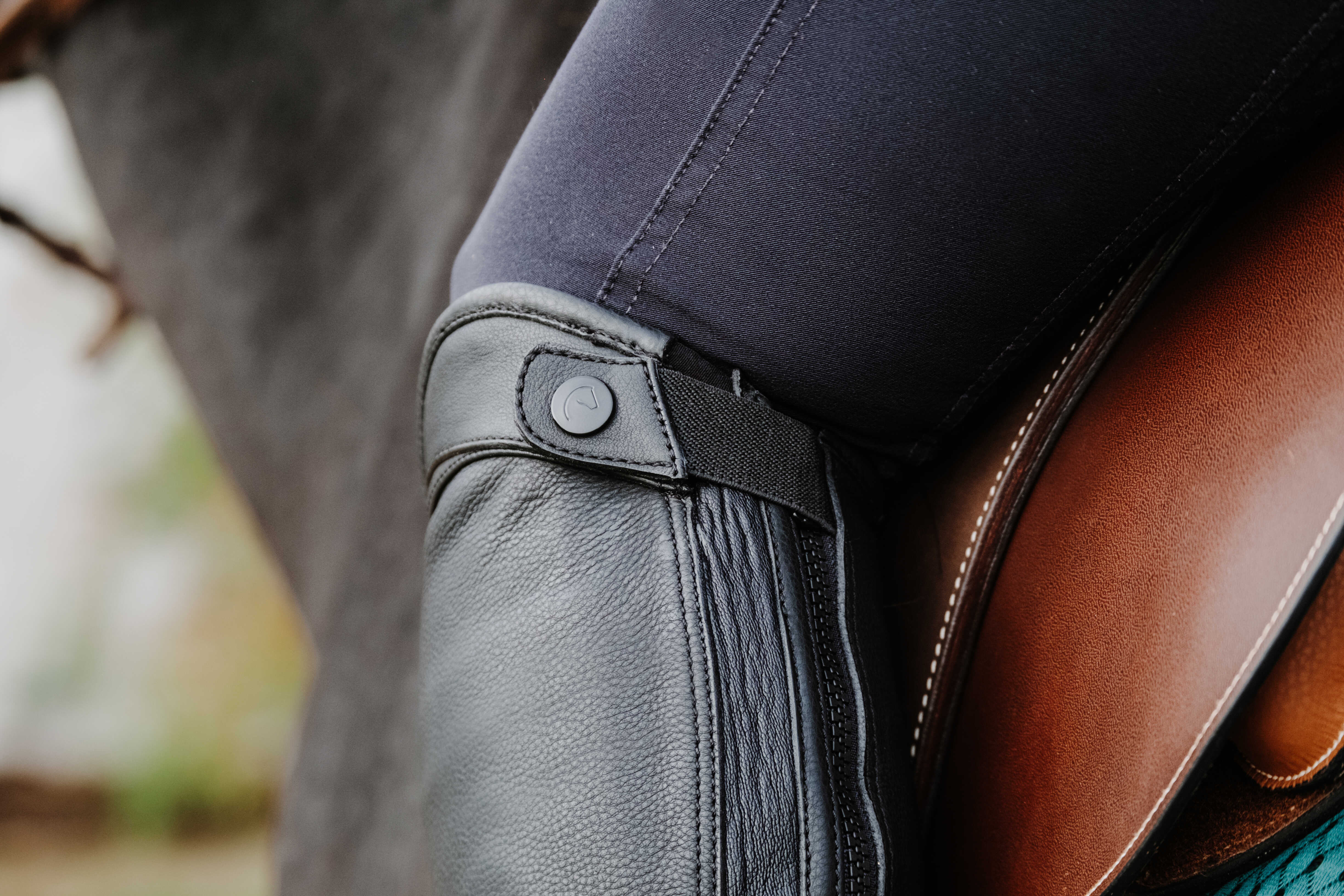 Equitheme Select Mini-Chaps, Kurz Schwarz - 4