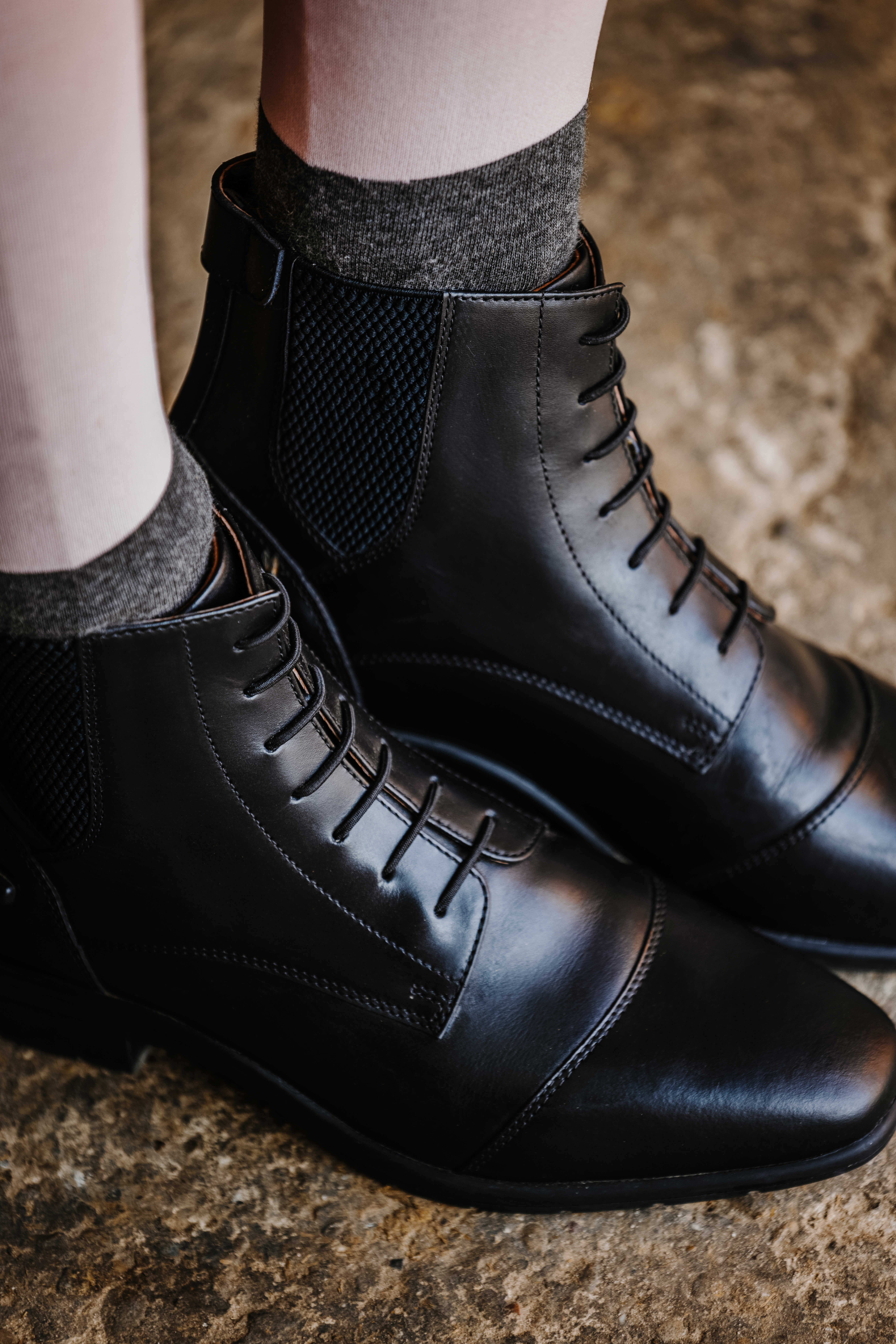 Equitheme Sportliche Reitschuhe mit Schnürsenkeln und Reißverschluss Schwarz - 5