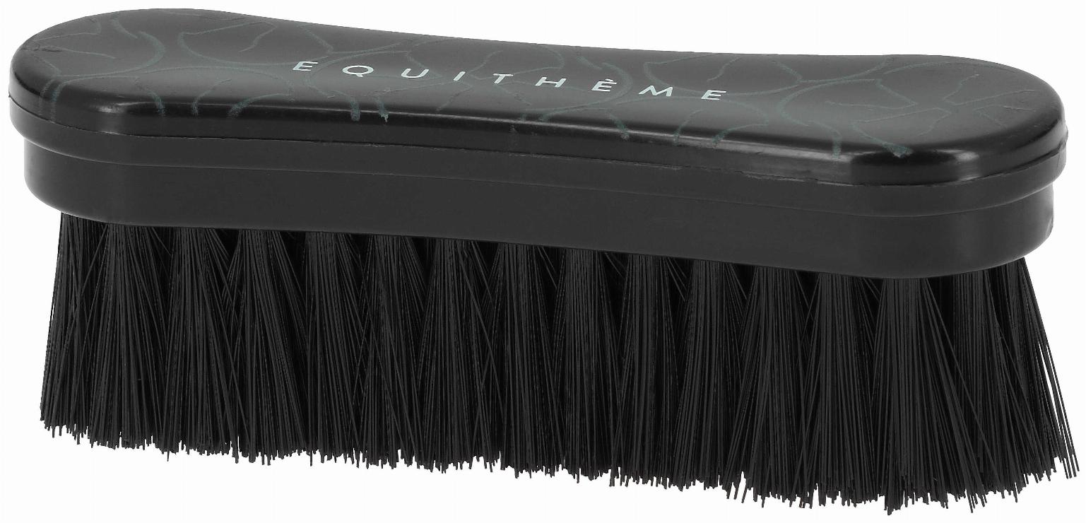 Equitheme Studies Face Brush Black